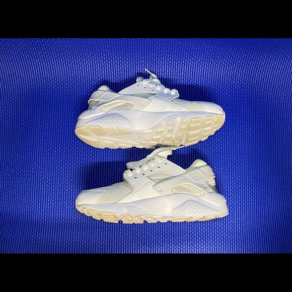 Nike Huarache Run “White Pure Platinum” (GS) - Picture 10 of 10